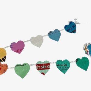 Colorful Heart Banner- NWT- 17.5FT